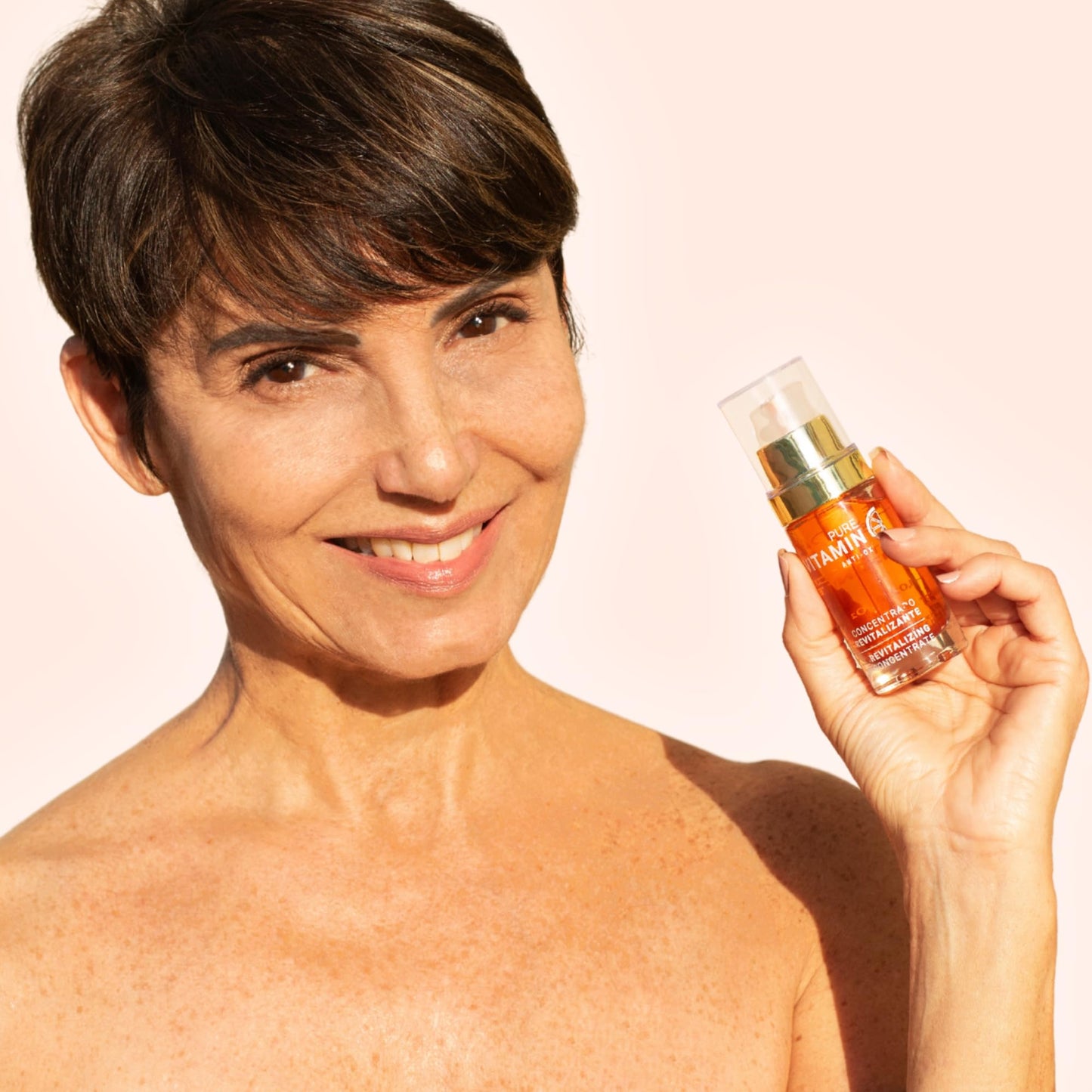 Noche Y Dia Vitamin C Serum for Mature Skin - Made in Spain - Anti Aging Formula Hydrates, Moisturizes, Firms - Targets Sun Spots